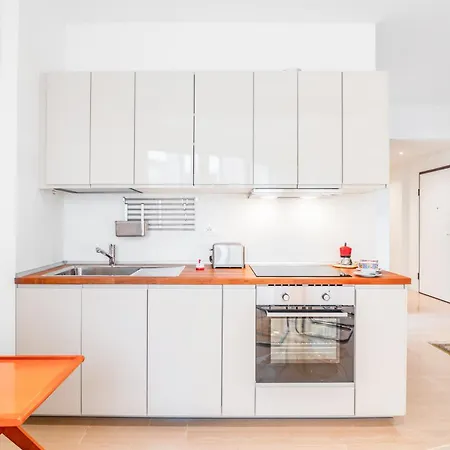 Rossini In Center Of Pesaro! *